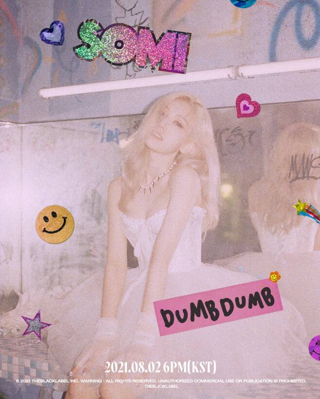 Jeon So-mi has unveiled a unique atmosphere of Teaser like a movie Poster.The Black Rabel, a subsidiary company, posted the fourth Teaser Image of Jeon So-mis new song DUMB DUMB on the official SNS channel at 1 pm on the 28th.Jeon So-mi, who captivated her eyes in an intense red costume in the open Teaser Image, gave a dreamy aura with red-colored eye makeup and a dour and deadly eye.Especially, famous makeup artist Pony made a support shot and further highlighted the unique visual of Jeon So-mi.A third photo of Jeon So-mi, which was opened on the 26th, was also released.Jeon So-mi, who completely digested various costumes such as crop T-shirts and check skirts, emanated cuteness and chic at the same time and emanated the charm of reversal.In another photo, Jeon So-mi looked ahead in a white dress and a little hair covering her face.Here, the noise effect of retro sensibility was added to create a strange mood and reminded me of a teen romance movie Poster.Jeon So-mi was released in July last year, What You Waiting For, which topped the charts of iTunes K Pop in nine countries and regions around the world.In addition, Mnet M Countdown ranked first, proving its influence both at home and abroad.With a spectacular comeback in about a year, Jeon So-mi will showcase his ever-growing music and performance with Dumb DUMB.iMBC  Photos The Black Ravel