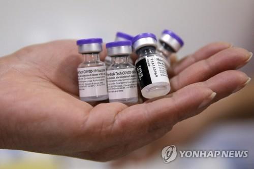 미, 연방 공무원에 백신 접종 의무화 발표 예정 [AFP=연합뉴스]