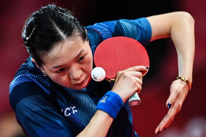 27일 도쿄올림픽 개인전 3회전에서 한국 전지희에게 패한 중국 태생 프랑스 선수 위안자난. AFP=연합뉴스