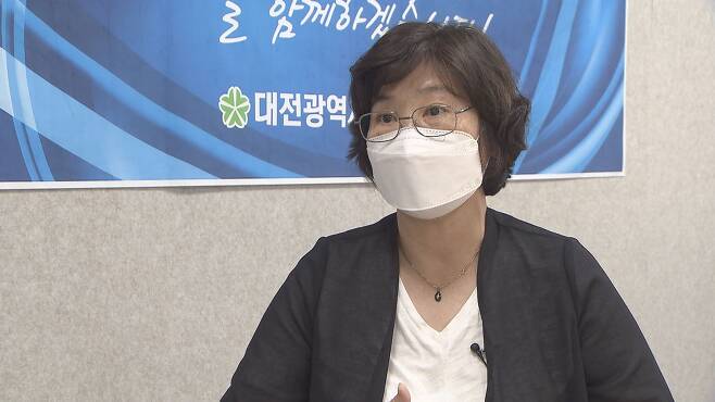 대전 청년희망통장의 문제점에 대해 지적하고 있는 홍춘기 대전노동권익센터장.
