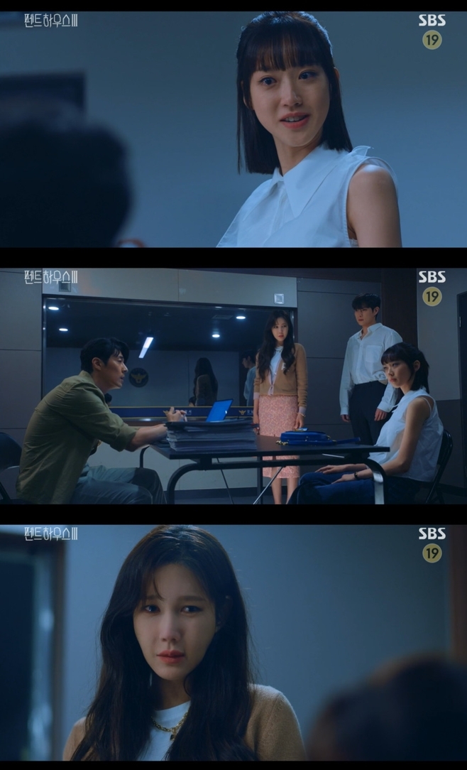 Arrested in Police, Um Ki-joon Stowaway HelpsPenthouse Actor han ji-hyunThe Um Ki-joon was Arrested to Police to Help Stowaway.In the SBS Friday drama Penthouse (playplayed by Kim Soon-ok and directed by Ju Dong-min), which was broadcast on the 27th night, he was shown by Joo Seok-kyung (han ji-hyun).) it was revealed that he helped Stowaway of Um Ki-joon.Han ji-hyunI did it all, I dont have a family, my mother is dead, my brother has been living long since he was disconnected; just let me go to prison, ) told Police.At that moment, Shim Soo-ryun (Lee Ji-ah) and Joo Seok-hoon (Kim Young-dae) came.He could not hide his embarrassment and shouted, Why did you contact me? I am a person who does not care about me.When asked by Shim Su-ryeon, Why is Joo Seok-kyung here? Police explained, My daughter made Ju-dan-tae (Um Ki-joon) a designated wanted man as Japan.I even went to Japan with my boat. What kind of money did he have to do Stowaway?Im sorry that my daughter is helping my dad. I broke up with Japan. 