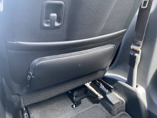 기아 신형 스포티지 2열 수납공간. <이상현 기자>