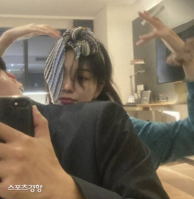 AOA 출신 권민아가 흡연 논란에 휩싸이자 자신의 인스타그램 계정을 삭제했다. 인스타그램 캡처