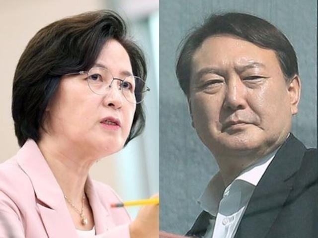 추미애(왼쪽) 전 법무부 장관과 윤석열 전 검찰총장. 한국일보 자료사진