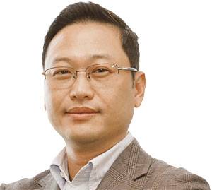 이경수 메리츠증권 리서치센터장 현 한국은행 외환자산 운용위원회 외부위원, 투자전략 부문 최다 베스트 애널리스트 수상