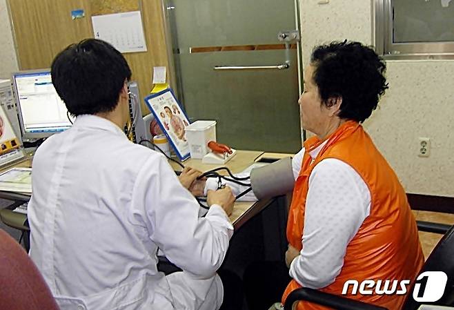 전북 정읍시는 추석 연휴 기간인 9월18일부터 22일까지 시민들이 건강하고 안전하게 추석 명절을 보낼 수 있도록 비상 진료체계를 가동한다.(정읍시 제공)© 뉴스1