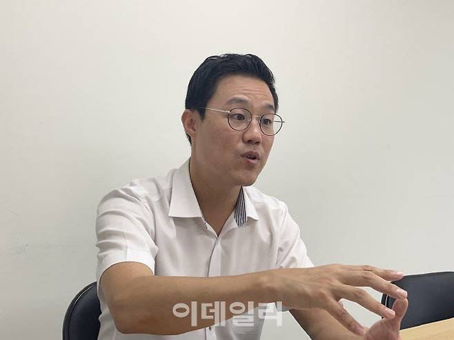 황순식 경기도당 위원장이 지난 9월 9일, 서울 영등포구 캠프 사무실에서 이데일리와 인터뷰를 진행하고 있다. (사진= 황순식 캠프)