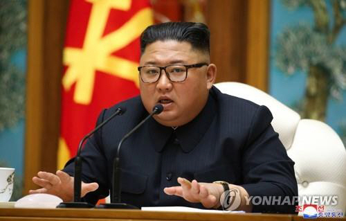 조선중앙통신이 지난해 4월 12일 보도한 김정은 국무위원장.