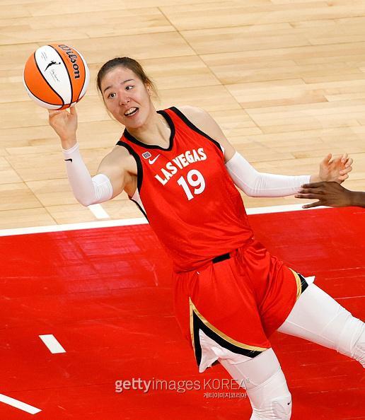 WNBA 라스베이거스에서 활약중인 박지수. 사진=게티이미지