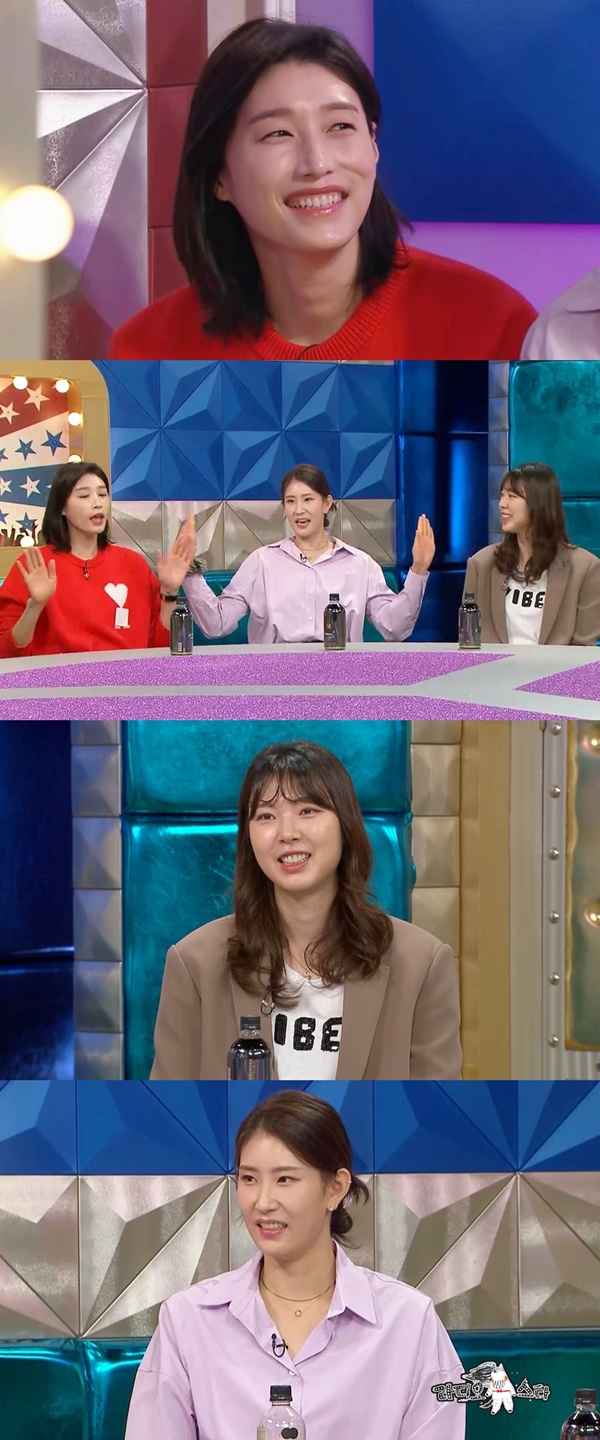 World class volleyball player Kim Yeon-koung appears on Radio Star to reveal his last 16 years of national player life in 2020 Tokyo.In particular, Kim Yeon-koung is going to be interested in Confessions when he was looking at empty Coat after the bronze medal match against Serbia, which became the last Kyonggi to play with the Taegeuk mark.MBC entertainment program Radio Star, which will be broadcast on the 22nd, will feature the OK Confucius Sisters with volleyball players Kim Yeon-koung, Kim Su-ji, Yang Hyo-jin, Park Jung-ah, Pyo Seung-ju and Jung Ji-yoon.Kim Yeon-koung is a world class volleyball player boasting of Korea who has played in the Korea Womens Volleyball League, VUEFA Champions League, Japan, Turkey and China UEFA Champions League.He has been a national player for 16 years from 2005 to this year and has been in the Olympic Games for the third consecutive time.In particular, Tokyo Olympic Games, which last played in the National Player uniform, was impressed by the myth of entering the quarter-finals in nine years.Kim Yeon-koung looked at the empty Coat after the bronze medal match against Tokyo Olympic Games Serbia, who retired as a national player, and made everyone who watched it look like a film. Kim Yeon-koung said, My time as a national team has passed like a film.I wanted to end everything. He told me about the feeling of Confessions at the time, and the feeling of putting down the Taegeuk mark in 16 years.He then hopes that he will release all of his tears during the interview for the first time in his career.Kim Yeon-koung also became a bread CF model thanks to the trade mark (?) Bread lionhood that resonated in the Kyonggi chapter during the Serbian war.Kim Yeon-koung said, I kept making bread during CF shooting.I usually do not do bread well, he said, taking the attention of the Reversal story contests.Kim Soo-ji and Yang Hyo-jin, the VUEFA Champions League signboard, who announced their retirement as a national player with Kim Yeon-koung, will also be revealed.Yang Hyo-jin said he had prepared a generation change from the 2016 Rio Olympic Games, saying, I felt the end when I saw Kim Yeon-koung at the time of the bronze medal.Yang Hyo-jins realization of the retirement of a national player raises questions about what scene it will be.Kim Soo-ji also honestly tells me that he thought that he was the last Kyonggi, so he was not happy about one point.Kim Yeon-koung, Kim Su-ji and Yang Hyo-jin, who are responsible for a generation of Korean womens volleyball, will try to promote their juniors and predict the next generation captain of the national player team, who will succeed Kim Yeon-koung.Kim Yeon-koung and Kim Soo-ji, who are partners in volleyball life and 25 years old, show off their best friend Kimmy who constantly exchanges with each other.The two are expecting that they have played an episode of the National Player and a close exposure.