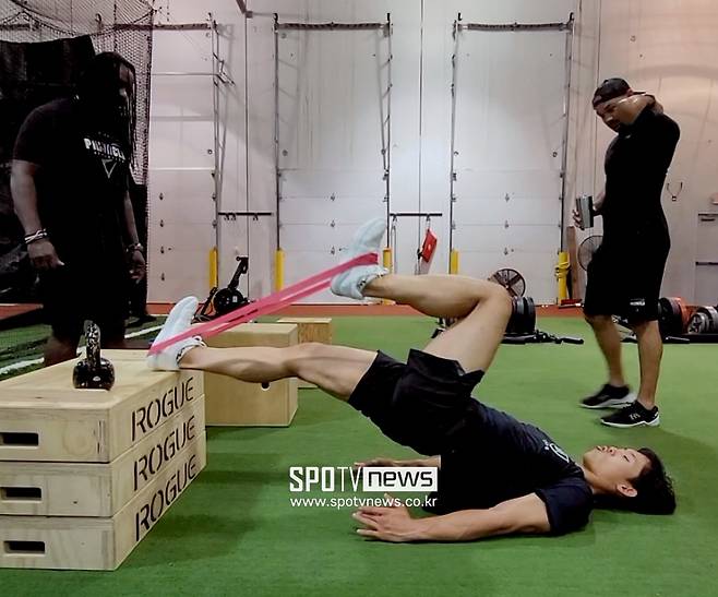 ▲ 사진=지난 1일 미국에 입국해 애틀랜타 피나클 애슬레틱스(Pinnacle Athletics)에서 훈련을 하고 있는 조원빈