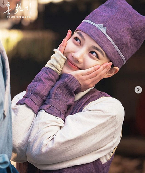 SBS monthly drama Time Hunggi posted a picture on the official Instagram on the 22nd with an article entitled The personification of loveliness, the behind-the-scenes Steel Series of the heavens.In the photo released, Kim Yoo-jung, who played the title role in Timmy Hung, is shyly smiling with calyx on his face.In another photo, Kim Yoo-jung captures the sight of the viewer with a lovely smile.Those who saw this responded with comments such as Time Hung is so Loveable, I want to see it soon and Kim Yoo-jung loves.Timmy Hung, a drama about a picturesque fantasy romance by a female artist with divine power, Timmy Hung (Kim Yoo-jung), and a red-eyed man Haram (An Hyo-seop), who reads the constellations of the sky, is broadcast every Monday at 10 p.m.Photo SBS Time Hunggi