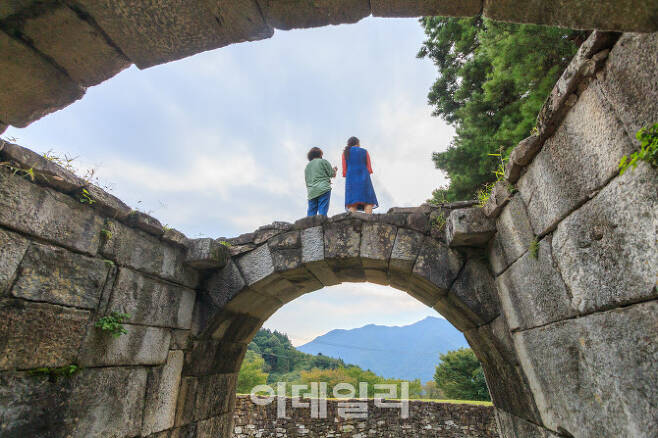 BTS 아미팬들의 인생사진 성지로 알려진 ‘위봉산성’