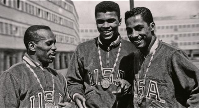 캐시어스 클레이(무하마드 알리·가운데)는 1960년 로마올림픽에서 금메달을 따며 자신의 이름을 세계에 처음 알렸다. 넷플릭스 제공