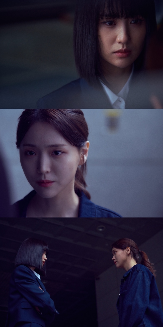 Park Ha-sun and Kim Ji Eun confrontation have been capturedIn the 4th episode of MBCs Golden Sun (playplayed by Park Seok-ho / directed by Kim Sung-yong), which will air on September 25, Seo Soo-yeon (Park Ha-sun), head of the NISs crime information integration center, confronts Kim Ji Eun (played by Jay Yooo), who took his first step as a partner and field agent of Han Ji-hyuk (played by Nam Gung-min), in an unusual atmosphere. It is drawn.In the third episode, Seo Soo-yeon visited the information analysis room and left Jay Yoooo with meaningful advice not to get close to Han Ji-hyuk.However, Jay Yoooo did not back down after hearing Seo Soo-yeons warning, which was a threat or advice, and continued the investigation into cooperation in earnest, tracking the clues of the case related to Lee Chun-gil (Lee Jae-gyun), which Han Ji-hyuk last met before losing his memory.At the end of the broadcast, Han Ji-hyuk asked Jay Yoooo, who helps her in both ways, why she did this, and she replied that she wanted to have the power to protect herself.However, it provided a mysterious ending that amplifies the curiosity by appearing the data related to Han Ji-hyuk, which is closely attached to Jay Yooos room, and the picture of a middle-aged man and a young Jay Yoooo in the background of the NIS office in the past.In the open photo, Seo Soo-yeon and Jay Yoooos day face-to-face catch the eye.Seo Soo-yeon, who looks at Jay Yoooo with a cold expression, suggests that a great nervous battle is unfolding between the two.What is the conversation between the two people who gaze at each other and foreshadow the sharp confrontation, and the events that will happen to them stimulate curiosity.