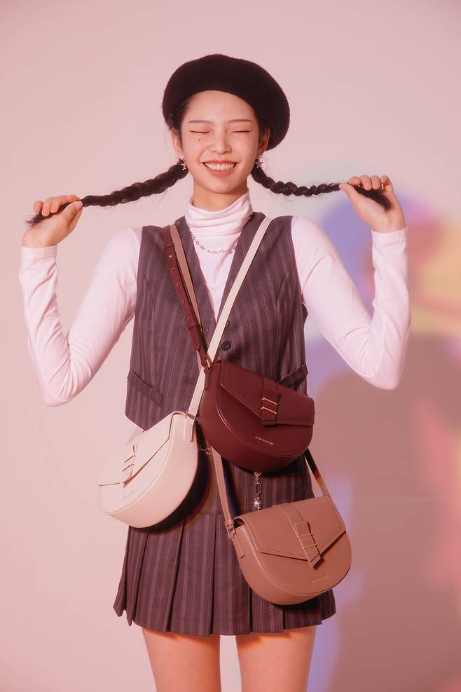 질바이질스튜어트X로지 2021 FW 화보.© 뉴스1