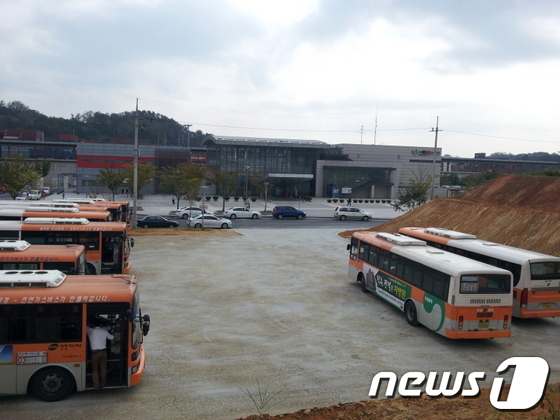 군산시 내흥동 군산역앞 시내버스 회차지. © News1