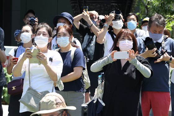 지난 7월 도쿄 올림픽스타디움 인근에 모인 시민들의 모습. 도쿄=올림픽사진공동취재단.