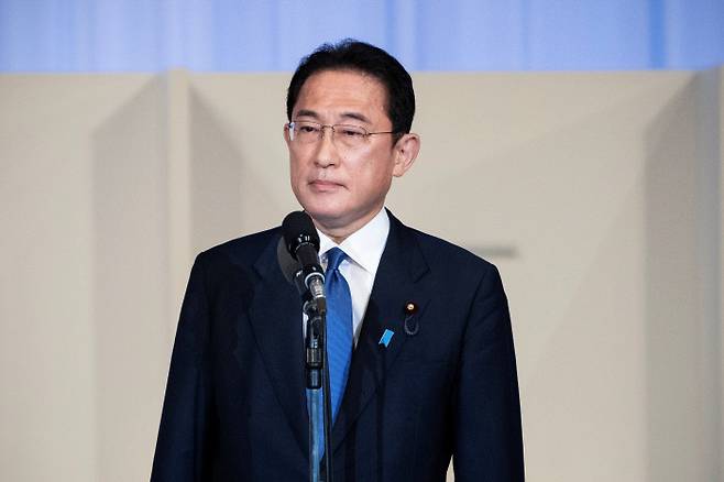기시다 후미오 전 자민당 정무조사회장이 29일 당 총재로 뽑혀 차기 일본 총리를 맡게 됐다. 도쿄|로이터연합뉴스