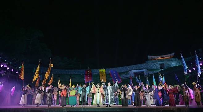 백제문화제 대표작 웅진판타지아 공연장면.(1)