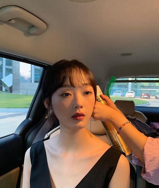 Actor Lee Yoo-Mi, 27, showed off her doll beautyLee Yoo-Mi posted several photos on Instagram on the 9th, I have left my soul in Busan while nervous.Lee Yoo-Mi, who recently attended the 2021 Buil Film Awards, is showing off his doll beauty in the picture.Lee Yoo-Mi in a black dress is making a blank look, and Lee Yoo-Mis beauty is admired, including a small face, a large eyeball, and a stiff nose.Lee Yoo-Mi is loved by the public with his intense impression of acting as Ji Young in the world-famous Netflix squid game.
