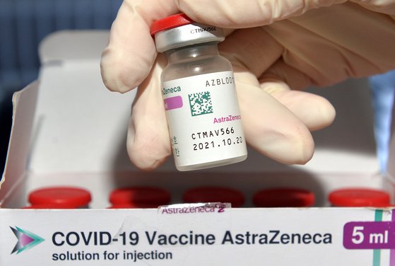 충남의 한 예방접종센터에 시민들에게 접종할 아스트라제네카(AZ) 백신이 보관돼 있다. [프리랜서 김성태]