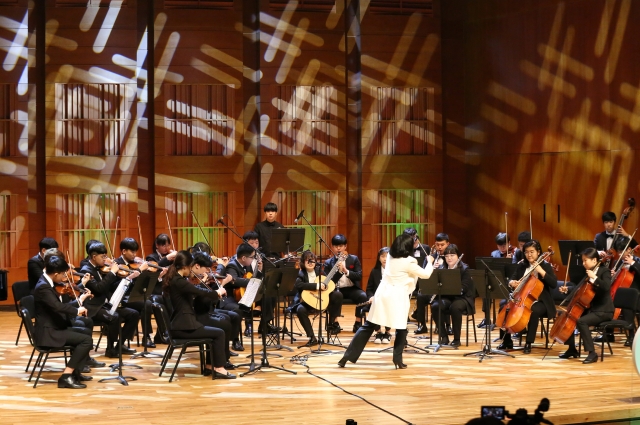지난해 개최된 제4회 GMF 대상 수상 팀 뷰티플마인드 오케스트라 공연모습. SK이노베이션 제공