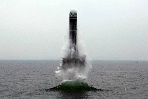 북한의 잠수함발사탄도미사일(SLBM) ‘북극성-3형’ 뉴스1