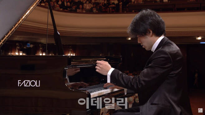 제18회 쇼팽 피아노 콩쿠르 우승자 캐나다 출신 브루스 리우(사진=쇼팽 콩쿠르 유튜브 캡처)