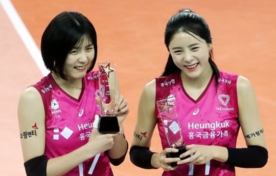 쌍둥이 배구선수 이재영(왼쪽), 이다영 자매. 사진|연합뉴스