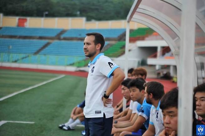 한국 독립구단 TNT FC를 이끌었던 마리우 레모스(35) 감독. TNT FC