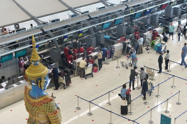 태국 방콕의 수완나품 국제공항. 태국은 11월부터 국경을 전면 개방하고 관광객을 받는다. /사진=연합뉴스