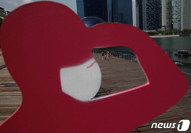 싱가포르에서 코로나19 확진자가 급증하고 있다. © 로이터=뉴스1 © News1 정윤영 기자