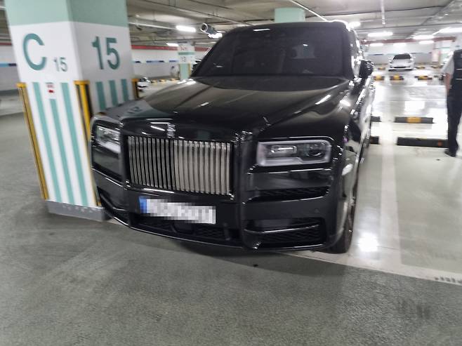 40대 총책이 구입한 고급 차량. 부산경찰청 제공