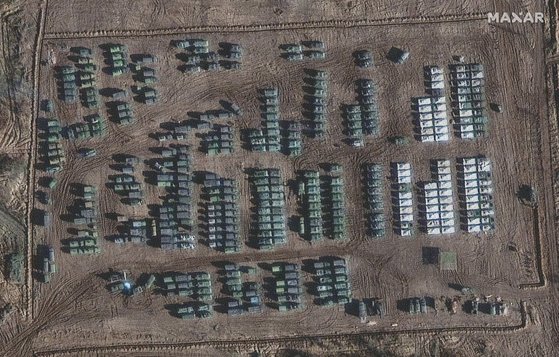 지난달 1일(현지시간) 위성사진에 포착된 러시아군의 모습. 로이터=연합뉴스