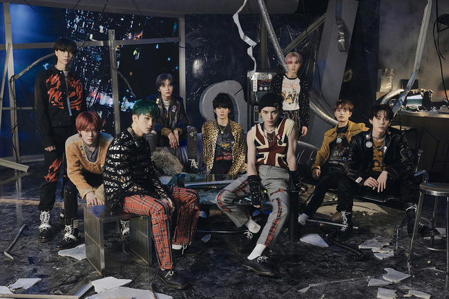 Group NCT 127 (EnCity 127) offers a more intense charisma with its new song Earthquake (Earthquake).According to SM Entertainment, a subsidiary company on December 5, NCT 127s new song Earthquake, which will be included in the NCT Regular 3rd album, is a hip-hop dance song with explosive energy.The lyrics, which express the way to the dream as the rotation of dreams, contain a confident story that will forget the past and start a new beginning and make a big change like an earthquake.The Earthquake track video, which will be released through the official SNS account of NCT at 12 pm on the 5th, is expected to attract attention with its intense music as well as the rough and chic charm of NCT 127.The NCT Regular 3rd album, Universe, which will be released on December 14, is expected to add fun to the audience by containing 13 songs in a variety of moods, including three songs that express one material called Dream in the style of each team of NCT 127, NCT DREAM and WayV.NCT Regular 3rd album Universe will be released on various music sites at 6 pm on December 14th.