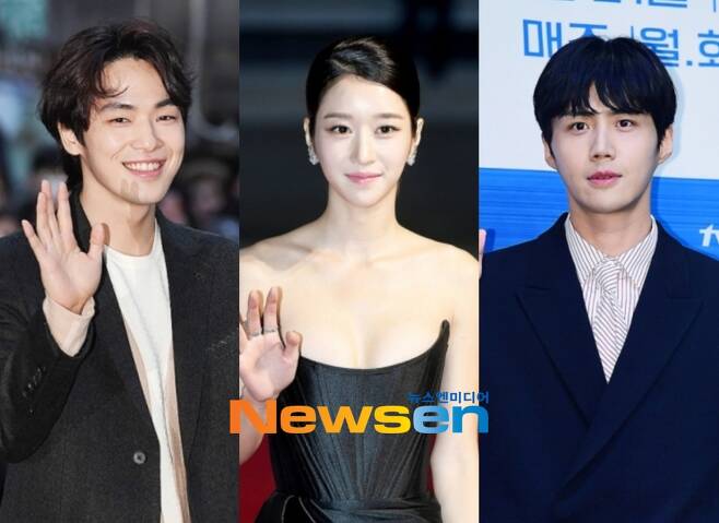 Actors, who have been in the spotlight for a series of controversies this year, are preparing to return side by side.Actor Seo Ye-ji started filming TVNs new drama Eves Scandal, and Kim Sun-ho attended the movie Sad Tropical script reading.Kim Jung-hyun, who nested in his new agency, also participates in the Story Jay Company 2021 Carroll Project.Seo Ye-ji, a lover at the time of Actor Kim Jung-hyuns filming of Drama Time, Gaslighted Kim Jung-hyun, which led to a media report that Kim Jung-hyun was unfaithful, such as refusing to touch his opponent, Actor, and Seo Ye-ji explained through his agency that it was a common love affair.I have been informed of the acceptance notice and have prepared for admission, but I have not been able to go to college normally as I started my activities in Korea since then, he said.He also drew a line that was not true of As school violence Disclosure, which he said was a classmate of Seo Ye-ji, and he was silent about the controversy over the staffing that followed.There was no position expressed directly by the party Seo Ye-ji without going through the agency, and in June, he posted an article in his fan cafe saying, It would be nice to have someone to believe.Kim Jung-hyun was unfaithful at the time of the production of the drama Time in 2018, refusing to cross his arms with the heroine Seo Hyun, and dropped out of the drama with four times left until the end.The reason for his superficial departure was health problems, but it was argued that his wrong behavior was related to the lover Seo Ye-ji.Seo Ye-jis agency acknowledged the fact that Kim Jung-hyun had a relationship with Kim, but denied the allegations of Gaslighting.Kim Jung-hyun said in his Instagram account last August, five months after the controversy, I am a lot short, reflecting on what I have been doing without responsibility for a choice.I am busy blaming someone and admit my own mistakes that I have not been able to maintain my health.  No matter what I have to pay for and what I have to approach the public, there was only smoke.I was able to make my strength because I had you (fans). I will not fall down with your heart as a nourishment of my future life, and I will get up again even if I fall down. Kim Sun-ho, who had the highest share price due to the TVN Gang Village Cha Cha Cha, was caught up in an unobtrusive controversy with his ex-girlfriends Disclosure.In October, Kim Sun-ho, a former lover, posted a Disclosure article in the Internet community that K Actor has married him and has encouraged abortion.Based on the K Actor characteristics mentioned in Disclosure, there was speculation among the netizens that K Actor was Kim Sun-ho.Kim Sun-ho, who had been consistent with Silence for several days, acknowledged and apologized for his mistake on October 20 through his agency Salt Entertainment, and got off at the KBS 2TV entertainment program One Night and Two Days season 4, scheduled for his next film Date at 2 oclock (director Lee Sang-geun) Dog Days (director Kim Duk-min).However, the movie Sad Tropical has maintained Kim Sun-hos casting, and is about to crank in December 10th.The three are the Scandal protagonists who have been in the entertainment industry for a while, but soon they will meet with the public as a new work.The character of Actor, which has not only crime but also personal life area controversy, and acting power and box office power, played a big role.Seo Ye-ji was the overwhelming number one player in the Tick Talk Popular Award poll held from May 3 to 10, receiving 780,000 votes.Seo Ye-ji, who played an intense character through tvN Psycho but its okay, was greatly loved by overseas fans.Kim Sun-ho also won the RET Popular Award and the U + Idolla Eve Popular Award at the AAA awards ceremony held on December 2.Kim Jung-hyun was in a state of stardom when TVN Loves Unstoppable and Iron Wang Hu hit the top five TVN ratings in the past.It is noteworthy whether three people who try to return based on their acting ability and popularity will be able to recover their collapsed image and succeed in recovering.