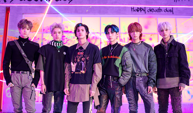 JYP Entertainment (hereinafter referred to as JYP)s new Boy Band xdinary heroes (Xdinary Heroes, XH) made a surprise release of the music video behind-the-scenes cut thanks to its hot support for the debut song Happy Death Day (Happy Death Day).Xdinary heroes released the title song of the same name with their first digital single Happy Death Day at 6 pm on December 6 and officially debuted to the music industry.From the unique group name made by reducing the Extraordinary Heroes (Extraordinary Heroes), to the exciting World Pavilion, which combines the unknown space form (platform), it is heavily armed with unusual charm and attracts K-pop fans from home and abroad.Debut song Happy Death Day is a song that expresses the situation of facing the cold truth on the day of the happiest and most celebrated day with intense band sound and direct lyrics.The essence and the gong were named in the songwriting and composition credits, and the members participated in the musical instrument recording and made the dynamic taste of the song full.The music video, which was released along with the sound source, boasts a variety of attractions such as the extraordinary appearance of six members shouting Happy Death Day rather than Happy Birth Day and the colorful ensemble scene that goes between reality and virtual world.As of 6 pm on July 7, the number of YouTube views exceeded 1.5 million.Park Geonil, Jung Su, Gaon, Audi (O.de), Jun Han, and six leading members of the movie behind-the-scenes photo released on the 8th boasted fresh visuals such as Z Generation K-band.From the rooftop, azit, and birthday party scene shining with neon signs, it gave a tremendous energy like the hero movie in the main space, and it was fun to take a pose that made use of the bands style with musical instruments.The six members delivered their first music video shooting behind-the-scenes story, which they could not introduce at the debut showcase held on the 6th.Gaon said, I did not realize that I was shooting a debut song movie during the filming of the concert scene, so I talked about the youngest actor and our appearance being strange and strange.In fact, I can not believe that I still did debut. I remember a small memory of playing with a helium balloon used as a prop during the shooting break, Junhan said.The members also said, The scene of going to the birthday party in the early days of the movie was actually the last god to leave work.I remember that we all had a good time shooting because we thought that we had finished the first movie shooting safely. The new band xdinary heroes, which JYP introduced in about six years and three months after DAY6 (Day Six), consisted of six members, including a keyboardist Audie, an integer, guitarist Gaon, Junhan and bassist starring Park Geonil, a drummer and leader from Berkeley College of Music in the United States.They are expected to present a new paradigm of K-band with cool band sound, impressive visuals and powerful band performance, and expand the influence of all World music fans.