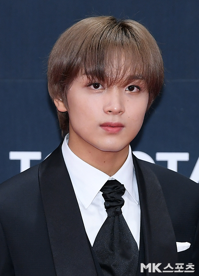 NCT Haechan attends the 2021 Mnet Asian Music Awards (MAMA) red carpet at CJENM Studio in Paju, Gyeonggi Province on the afternoon of the 1st.