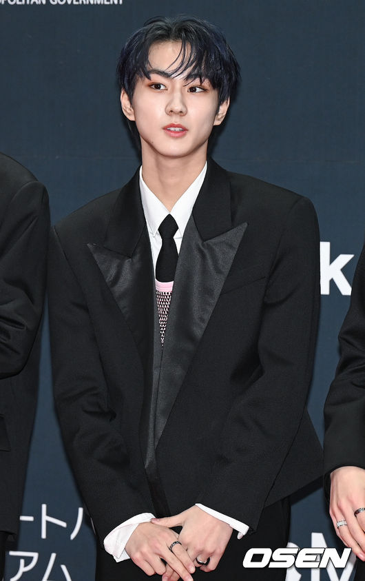 The 2021 Mnet Asian Music Awards (2021 Mnet ASIAN MUSIC AWARDS, MAMA) awards ceremony was held at CJ ENM Studios Center in Paju, Gyeonggi Province on the afternoon of the 11th.ENHYPEN Garden poses at a red carpet event ahead of the awards ceremony. 2021.12.11