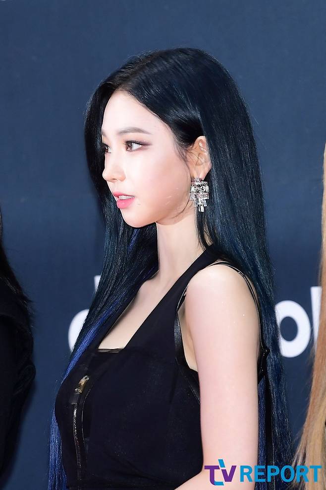 Group Aespa Karina is on the red carpet at 2021 MAMA held at CJ ENM Content Studio in Paju, Gyeonggi Province on the afternoon of the 11th.Meanwhile, 2021 MAMA will be hosted by singer Lee Hyo Ri, and will feature global artists such as Aespa, ATIZ, Brave Girls, ENHYPEN, INI, ITZY, JO1, Kepler, NCT 127, NCT DREAM, Stray Kids and Tomorrow By Together.Rain, Uhm Jung-hwa, Choi Soo-young, Choi Si-won, Tiffany Young, Leader of Street Woman Fighter, Ha Ha, Kwon Yul, Kim Seo-hyung, Kim Young-dae, Kim Hye-yoon, Nam Yoon-soo, Noh Hong-chul, Song Jung-ki, An Bo-hyun, Ye Jin-gu, Lee Do-hyun, Lee Sun-bin, Cho Bo-ah, Cho Jeong-seok, Han Ye-ri and Heo Sung-tae will appear as the winners.