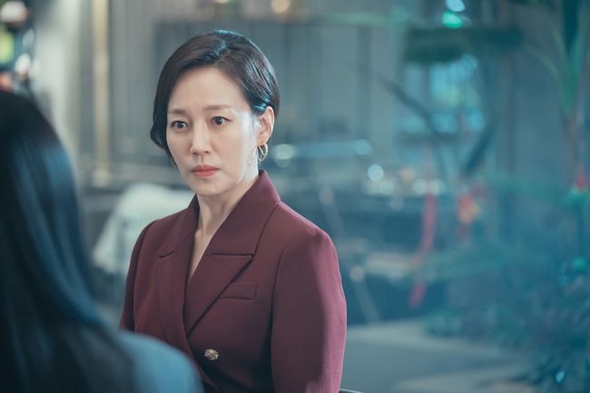 Im Soo-jung and Jin Kyeong finally reuniteTVNs 15th anniversary SEKYG Entertainment Wednesday-Thursday evening drama Melancholia (playplayplay by Kim Ji-woon/director Kim Sang-hyeop/YG Entertainment Studio Dragon/production main factory) is a history of unbreakable evil four years ago, Ji Yun-soo (Im Soo-jung) and No Kim Jungah (Jin Jungah) Kyeong) is making the scene face to face, making viewers nervous.In the public photos, there is a picture of Ji Yoon-soo who visited the office of Kim Jungah in the Aseong Gifted and Talented School.In the eyes of Ji Yoon-soo facing No Kim Jungah, he shows a determined will to face without a backdrop.The mere brush with the former No Kim Jungah is a surprise, a distinct difference from what he suffered from trauma.The expression of Kim Jungah, who treats Ji Yoon-soo here, is not only unexpected but also a formidable anger.However, as Kim Jungah, who does not act in a feeling manner in front of others, he keeps his composure by pressing Ji Yoon-soo with only Aura, adding more salaciousness.Then, the confrontation between Ji Yoon-soo and Kim Jungah, who were caught on fire in the breathtaking fuse, is stunned.Kim Jungah, who is holding his arm to go out and sending a frosty eye, and Ji Yoon-soo, who is comparable to it, predicts a fight that will not be easy.In particular, Ji Yoon-soo has been stepping up his plan to break down Kim Jungah from the bottom to avoid being disgraced like four years ago when he did not know anything.In addition to obtaining evidence of corruption in the entrance examination conducted by No Kim Jungah, she has a formidable attack posture by accepting her daughter Kim Ji-na (Kim Ji-young).But Kim Jungah, the master of skilled treatment, is not a person to open his eyes and see, so it is a sign of a tight battle.Expectations are rising about what the results of the two mens battles, which are aimed at each other in the unexplained water, will bring about.On the other hand, the whole of the close encounter just before the clash between Im Soo-jung and Jin Kyeong was confirmed at the 11th episode of TVN 15th anniversary SEKYG Entertainment Wednesday-Thursday evening drama Melancholia broadcasted at 10:30 pm today (15th).