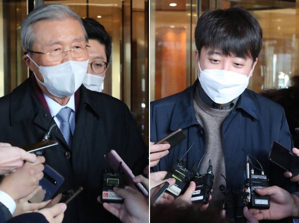 김종인 총괄선대위원장과 이준석 대표가 서울 중구의 한 호텔에서 오찬 회동을 마친 뒤 각각 기자들을 만나 질문에 답하고 있다. 국회사진기자단