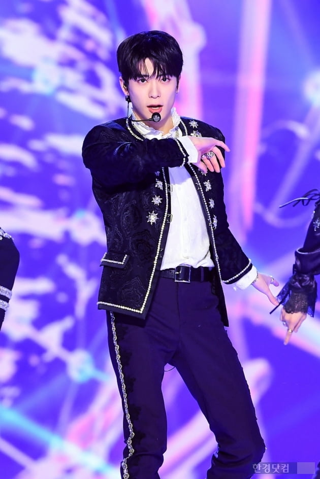 Group NCT 127 Jaehyun attended the 2021 SBS KPop year-end festival red carpet event held at Incheon Namdong Gymnasium on the afternoon of the 25th.(Photo Provision =SBS