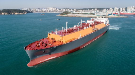 현대중공업이 건조해 지난해 인도한 액화천연가스(LNG) 운반선. 한국조선해양 제공