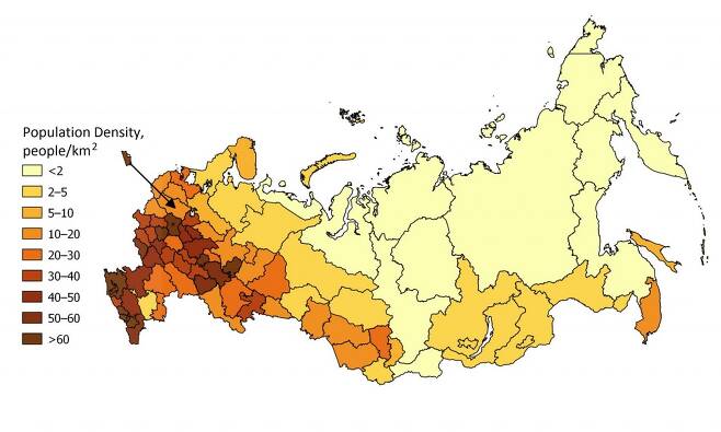러시아의 서쪽과 남서쪽에 인구가 밀집해 있는 것을 보여주는 지도/위키피디아