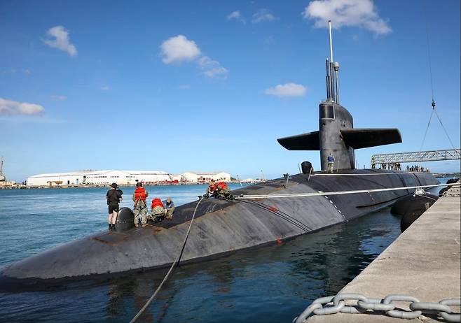 괌에 정박한 미국 핵추진 잠수함 'USS 네바다' [미 해군 홈페이지 캡처. 재판매 및 DB 금지]