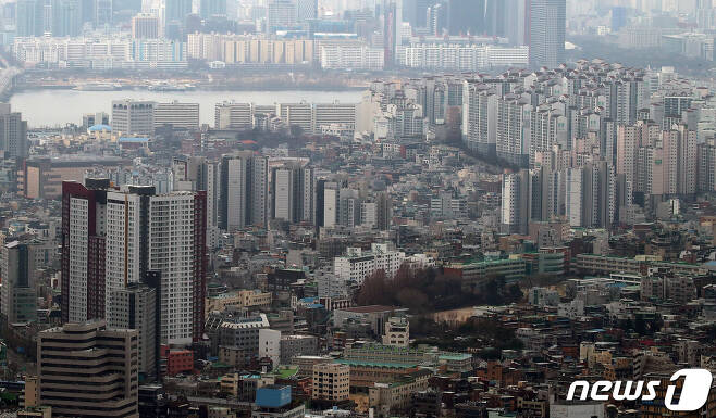 아파트 단지 자료사진(기사내용과 관계 없음) 2021.12.14/뉴스1 © News1 김진환 기자