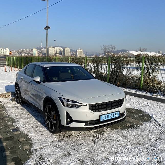 폴스타2의 외관. /사진=나은수 기자 curymero0311@