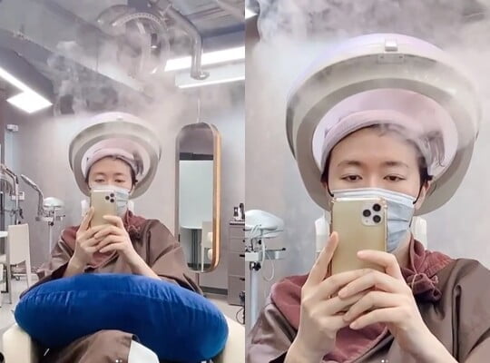 Gagwoman Kim Mi-Ryeo has reported on the latest.Kim Mi-Ryeo posted a short video on his 26th day on his Instagram with an article entitled #mbti #infp Look at this: Im I Jana ...In the video released, Kim Mi-Ryeo was shown wearing her hair in a hair salon, especially the enormous steam coming up on the setter, which is surprising.Kim Mi-Ryeo, who saw this, mentioned his MBTI and said, INFP-T.Meanwhile, Kim Mi-Ryeo is married to actor Jung Sung-yoon and has one daughter and one son. Recently, he appeared on KBS 2TV Salim Nam 2 and was loved.